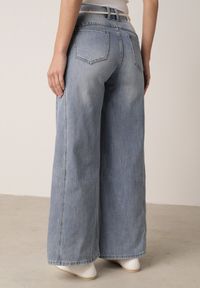 Born2be - Niebieskie Jeansy z Bawełną o Szerokim Kroju z Wysokim Stanem i Sznurkowym Paskiem Ianaia. Okazja: na co dzień. Stan: podwyższony. Kolor: niebieski. Styl: casual, klasyczny #6