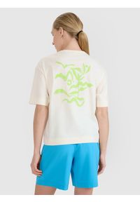 4f - 4F T-shirt regular z nadrukiem damski - biały XL. Okazja: na co dzień. Kolor: biały. Materiał: bawełna, jersey. Długość rękawa: krótki rękaw. Długość: krótkie. Wzór: nadruk. Styl: casual, sportowy, klasyczny #1