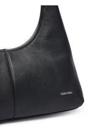 Calvin Klein Torebka Slouchy Leather Shoulder Bag LV04F3657G Czarny. Kolor: czarny. Materiał: skórzane #4