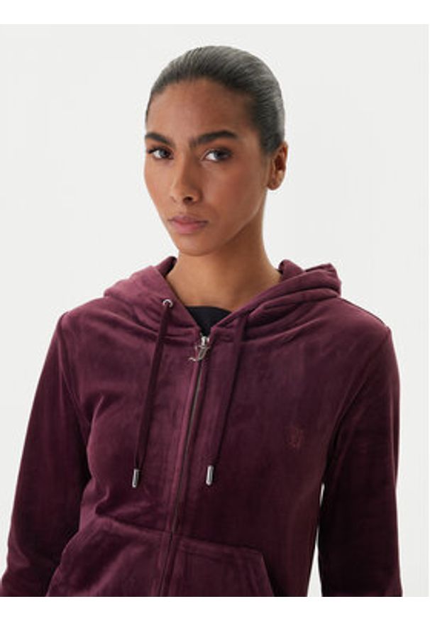 Juicy Couture Bluza Robertson JCAP176 Bordowy Slim Fit. Kolor: czerwony. Materiał: syntetyk