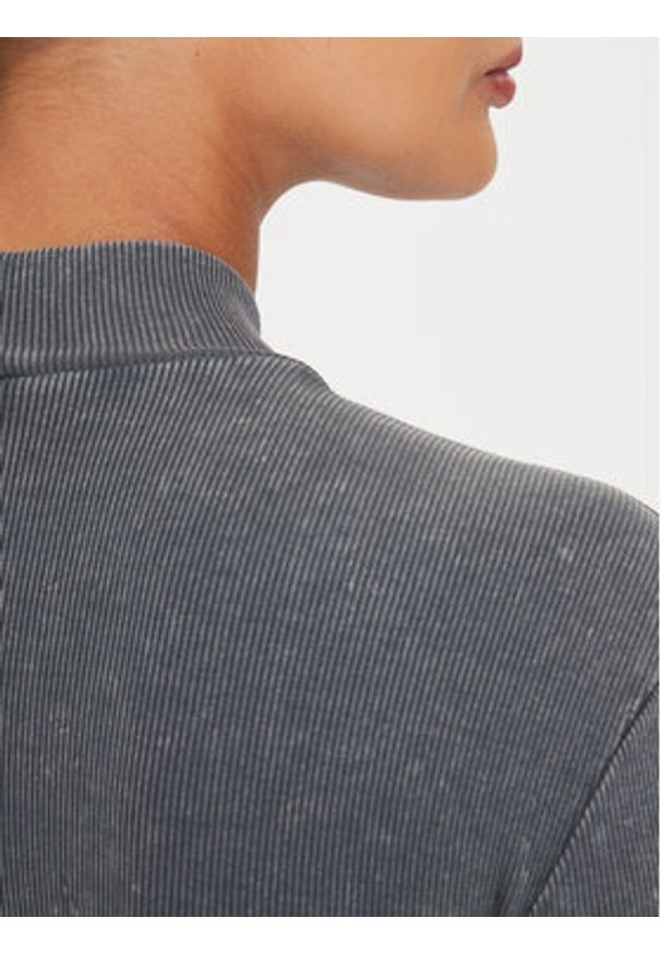 only - ONLY Sukienka codzienna Valerie 15337268 Czarny Regular Fit. Okazja: na co dzień. Kolor: czarny. Materiał: bawełna. Typ sukienki: proste. Styl: casual