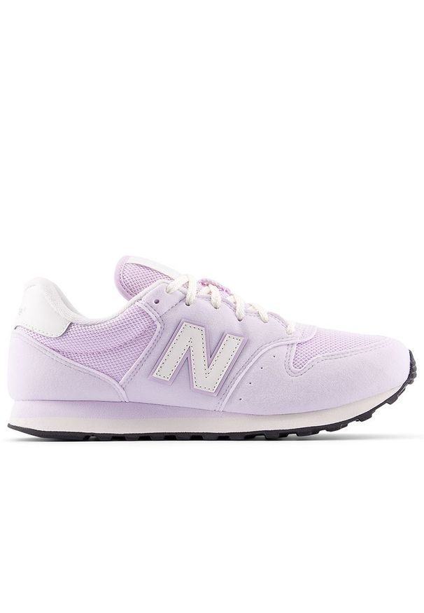 Buty damskie New Balance GW500PRS - fioletowe. Okazja: na co dzień. Kolor: fioletowy. Materiał: zamsz. Szerokość cholewki: normalna