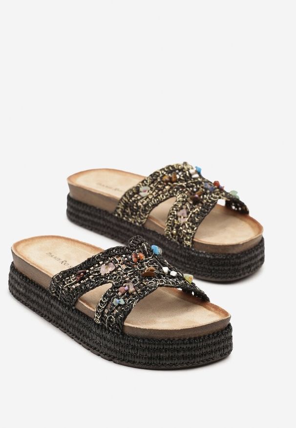 Born2be - Czarne Klapki na Grubej Podeszwie z Plecionką i Koralikami Lirefirae. Okazja: na co dzień. Kolor: czarny. Wzór: aplikacja, kolorowy. Sezon: lato. Styl: casual, elegancki