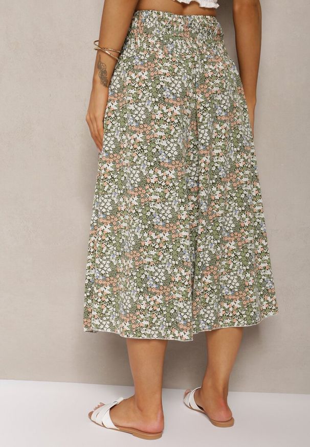 Renee - Zielone Szerokie Spodnie Culotte High Waist z Gumką w Talii Vikiisona. Stan: podwyższony. Kolor: zielony. Materiał: tkanina. Sezon: lato