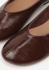 Renee - Brązowe Gładkie Balerinki Basic z Zaokrąglonym Noskiem Kaleta. Okazja: na co dzień. Kolor: brązowy. Materiał: skóra, jeans. Wzór: gładki. Styl: casual, klasyczny #2