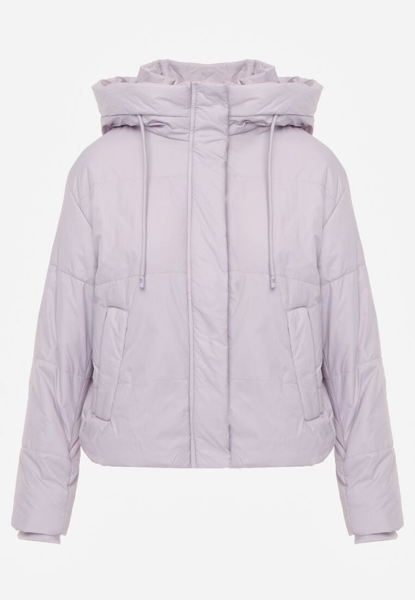 Renee - Jasnofioletowa Kurtka z Szerokim Pikowaniem i Nieodpinanym Kapturem Ninilira. Okazja: na spacer. Kolor: fioletowy. Materiał: jeans
