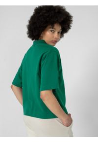 outhorn - Koszulka polo damska - zielona. Okazja: na co dzień. Typ kołnierza: polo. Kolor: zielony. Materiał: dzianina, bawełna. Styl: casual, klasyczny #8