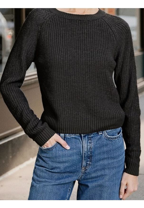 Sinsay - Basic sweter z długimi rękawami - czarny. Kolor: czarny. Długość rękawa: długi rękaw. Długość: długie