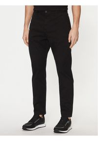 Hugo - HUGO Chinosy 50530886 Czarny Slim Fit. Kolor: czarny. Materiał: bawełna #1