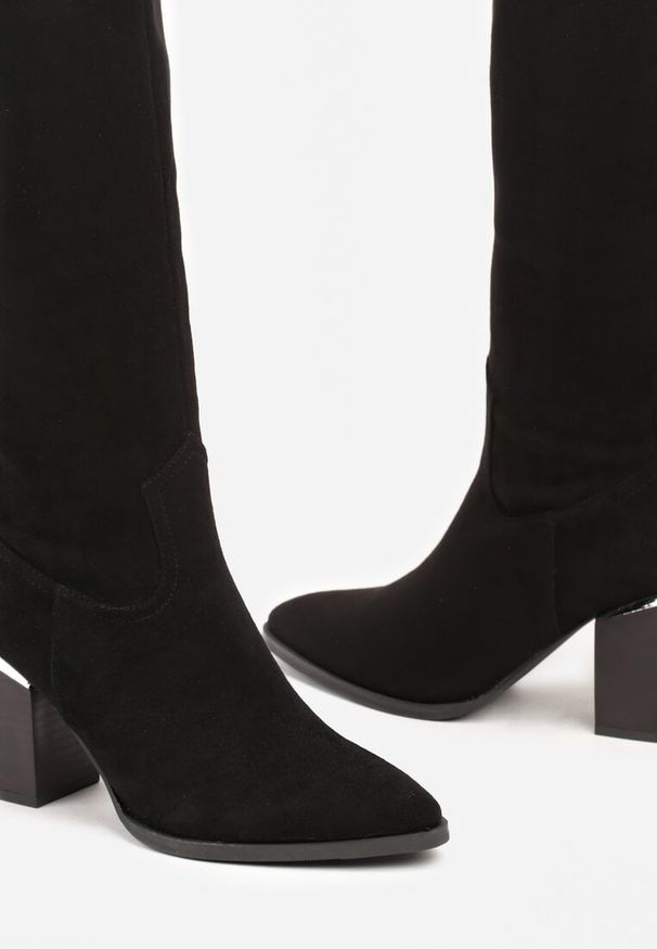 Born2be - Czarne Kozaki Vices na Obcasie z Metaliczną Aplikacją Rianalla. Okazja: na co dzień. Kolor: czarny. Wzór: aplikacja. Obcas: na obcasie. Styl: glamour, casual. Wysokość obcasa: średni