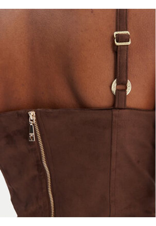 Guess Top W6RH03 WJ472 Brązowy Slim Fit. Kolor: brązowy. Materiał: syntetyk