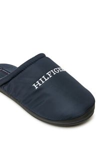 TOMMY HILFIGER - Tommy Hilfiger Kapcie Homeslipper FM0FM05225 Granatowy. Kolor: niebieski. Materiał: materiał