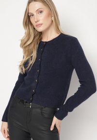 Born2be - Granatowy Kardigan z Wełną o Prostym Kroju z Okrągłym Dekoltem Reissima. Kolor: niebieski. Materiał: wełna. Długość rękawa: długi rękaw. Długość: długie. Styl: klasyczny #5