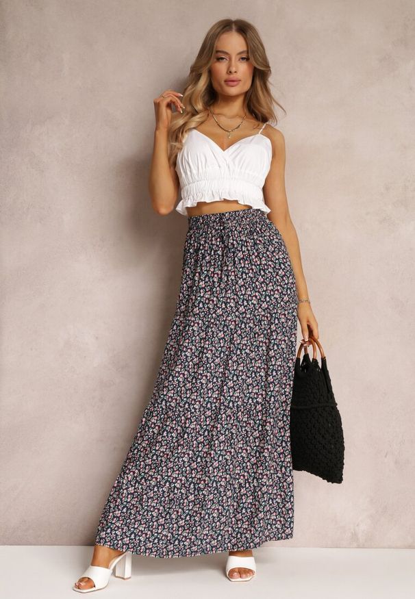Renee - Granatowa Spódnica Maxi Bawełniana w Kwiatowy Wzór Rayegan. Kolor: niebieski. Materiał: bawełna. Wzór: kwiaty. Sezon: lato