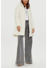 Guess - GUESS Beżowa długa damska kurtka New Aleta, Rozmiar S. Kolor: beżowy. Długość: długie #4