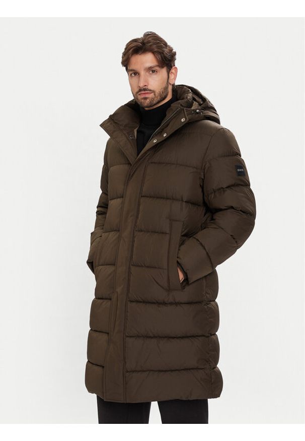 BOSS Płaszcz zimowy H-Cenuto 50540474 Brązowy Regular Fit. Kolor: brązowy. Materiał: syntetyk. Sezon: zima