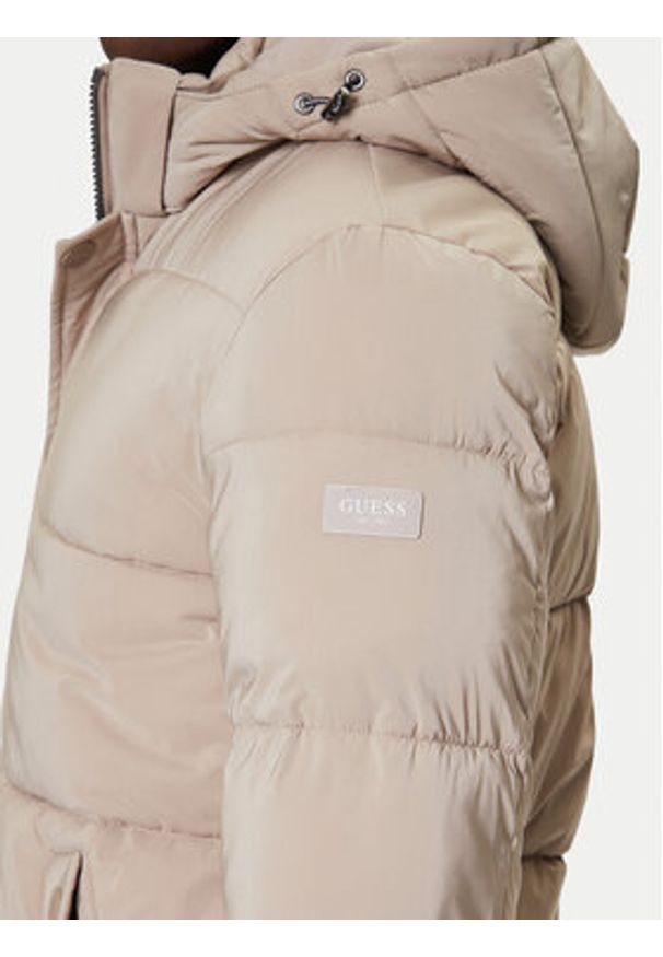 Guess Kurtka zimowa M4BL21 WGJ42 Beżowy Regular Fit. Kolor: beżowy. Materiał: syntetyk. Sezon: zima