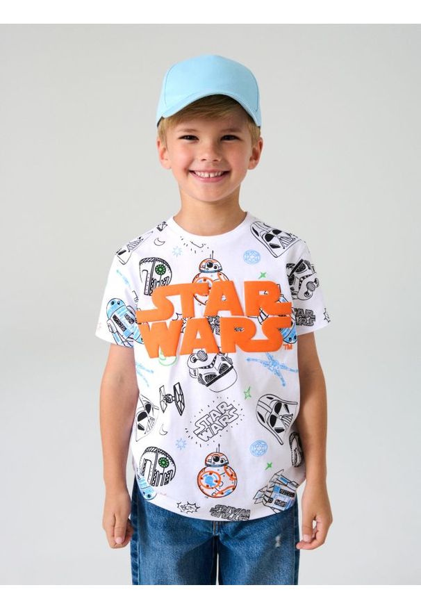 Sinsay - Koszulka z nadrukiem Star Wars - biały. Kolor: biały. Wzór: nadruk, motyw z bajki