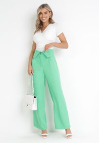 Born2be - Zielone Eleganckie Spodnie z Szerokimi Nogawkami i Wysokim Stanem Fidelia. Stan: podwyższony. Kolor: zielony. Styl: elegancki #1