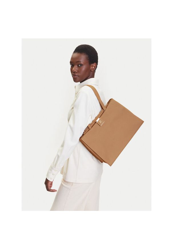 TOMMY HILFIGER - Torebka Tommy Hilfiger. Kolor: brązowy