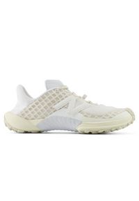 Buty unisex New Balance Minimus MTM10LEC – beżowe. Zapięcie: sznurówki. Kolor: beżowy. Szerokość cholewki: normalna. Sport: bieganie