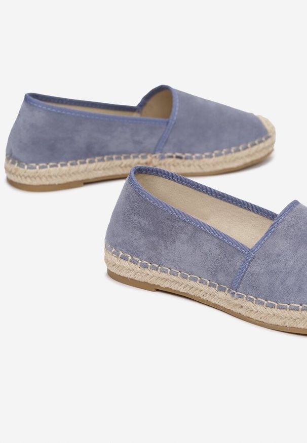 Renee - Niebieskie Espadryle Aurinda. Wysokość cholewki: przed kostkę. Zapięcie: bez zapięcia. Kolor: niebieski. Szerokość cholewki: normalna. Wzór: gładki. Obcas: na płaskiej podeszwie. Styl: boho