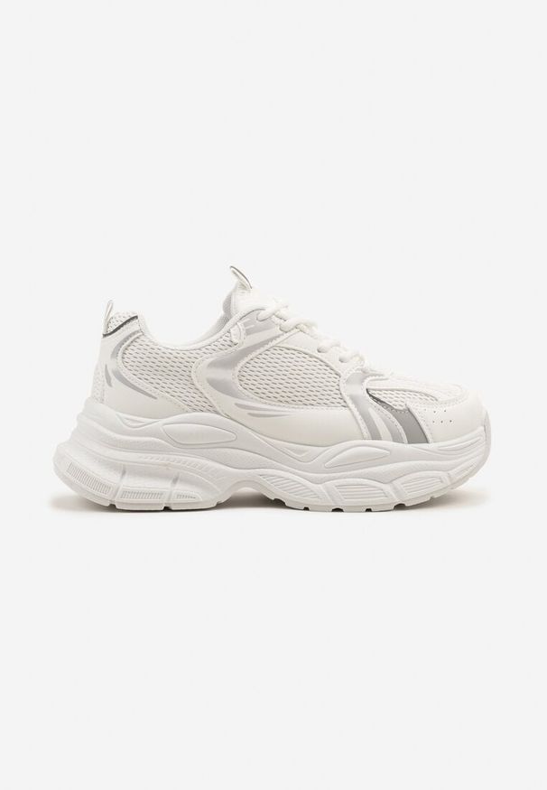 Renee - Białe Sneakersy Vices na Platformie Ozdobione Tłoczeniem Natiselle. Okazja: na co dzień. Kolor: biały. Materiał: jeans. Wzór: aplikacja. Obcas: na platformie