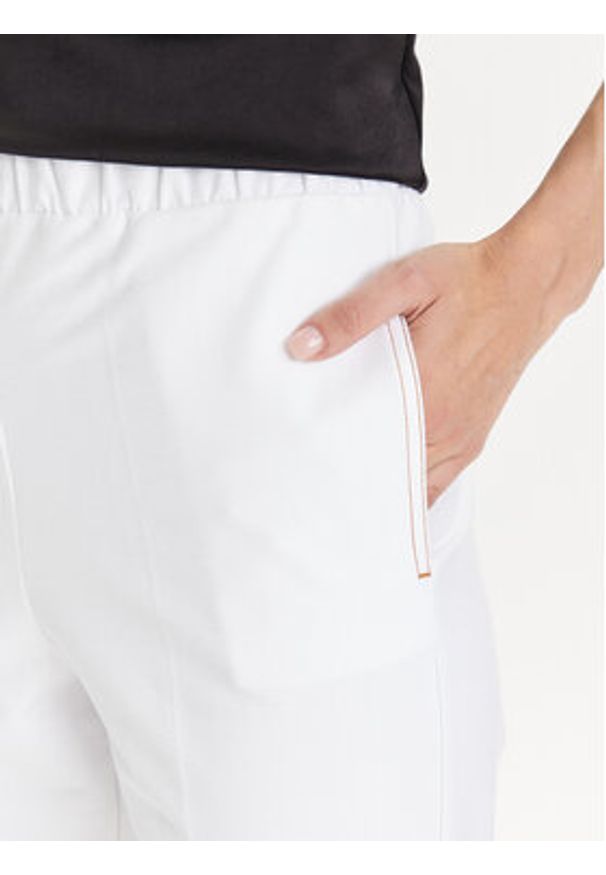 Weekend Max Mara Spodnie materiałowe Ballata 2416781108 Biały Regular Fit. Kolor: biały. Materiał: bawełna, syntetyk