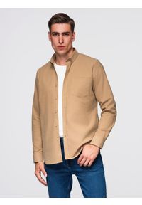 Ombre Clothing - Męska koszula bawełniana REGULAR FIT z kieszenią - jasnobrązowa V2 - Rozmiar: XXL. Typ kołnierza: kołnierzyk klasyczny. Kolor: brązowy. Materiał: bawełna. Długość rękawa: długi rękaw. Długość: długie. Styl: klasyczny #1