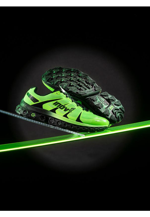 Buty do biegania męskie, Inov-8 Trailfly Ultra G 300 Max. Kolor: zielony, czarny, wielokolorowy. Materiał: materiał, tkanina, syntetyk, guma