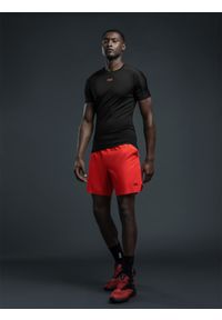 4f - Spodenki treningowe szybkoschnące męskie 4F x Robert Lewandowski. Kolor: czerwony. Materiał: dzianina, włókno. Długość: krótkie #2