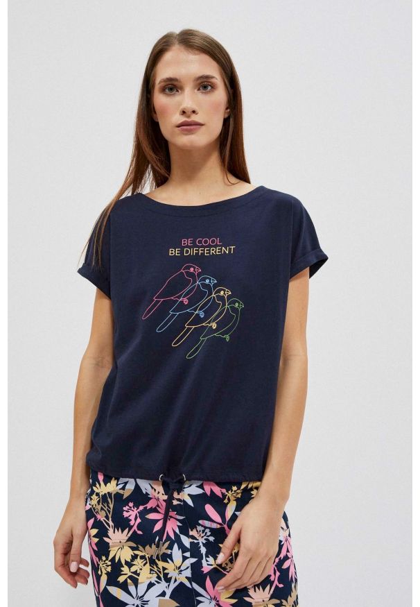 MOODO - T-shirt z nadrukiem ptaków granatowy. Kolor: niebieski. Materiał: bawełna. Wzór: nadruk