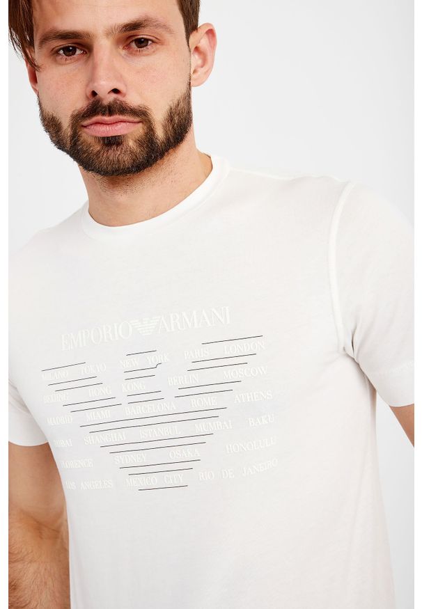 T-shirt Emporio Armani elegancki