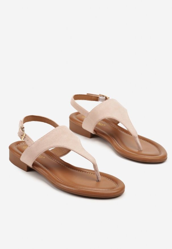 Renee - Różowe Sandały w Stylu Japonek Orrisse. Okazja: na co dzień, na imprezę. Zapięcie: sprzączka. Kolor: różowy. Materiał: jeans. Obcas: na obcasie. Styl: elegancki, casual. Wysokość obcasa: niski