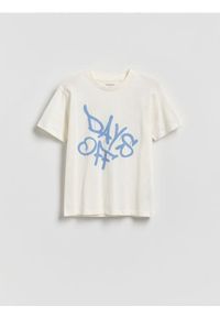 Reserved - Bawełniany t-shirt z nadrukiem - złamana biel. Materiał: bawełna. Wzór: nadruk #1