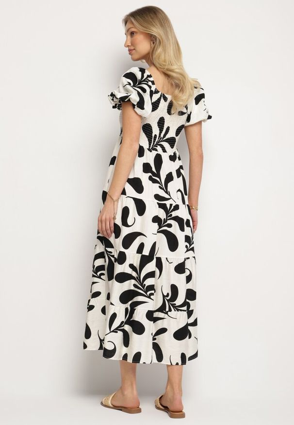 Born2be - Czarna Rozkloszowana Sukienka z Elastyczną Górą i Bufiastymi Rękawami Orrivene. Okazja: na co dzień. Typ kołnierza: dekolt kwadratowy. Kolor: czarny. Typ sukienki: proste. Styl: elegancki, casual