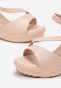 Renee - Różowe Sandały na Koturnie z Otwartym Noskiem Cortlin. Nosek buta: otwarty. Kolor: różowy. Obcas: na koturnie #4