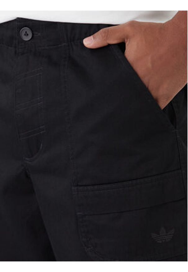 Adidas - adidas Spodnie materiałowe Premium Essentials JY2636 Czarny Loose Fit. Kolor: czarny. Materiał: bawełna