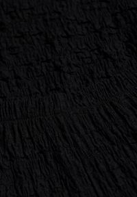 Born2be - Czarny Gładki Komplet Szerokie Spodnie i Marszczona Bluzka ze Stójką Merithie. Kolor: czarny. Materiał: materiał. Wzór: gładki #3