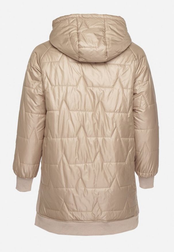 Born2be - Beżowa Kurtka z Pikowanymi Przeszyciami i Kapturem Zarimelia. Okazja: na co dzień. Kolekcja: plus size. Kolor: beżowy. Materiał: jeans. Styl: elegancki, casual, klasyczny, sportowy