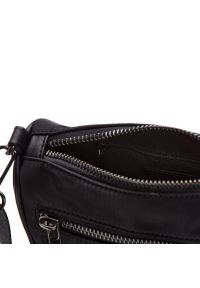 Big Star Accessories - Torebka damska Big Star, Praktyczna lekka i funkcjonalna, czarna, GG574146. Kolor: czarny. Styl: klasyczny, casual, elegancki. Rodzaj torebki: na ramię #2