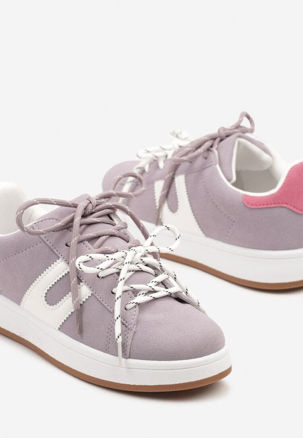 Born2be - Fioletowe Sneakersy z Geometrycznym Wzorem Telawiela. Okazja: na co dzień. Kolor: fioletowy. Wzór: geometria