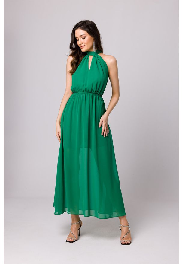 Sukienki.shop - Zwiewna i elegancka długa sukienka szyfonowa zielona. Okazja: na randkę. Kolor: zielony. Materiał: szyfon. Styl: elegancki. Długość: maxi