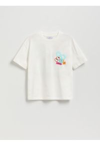Reserved - T-shirt oversize z nadrukiem - złamana biel. Materiał: bawełna, dzianina. Wzór: nadruk