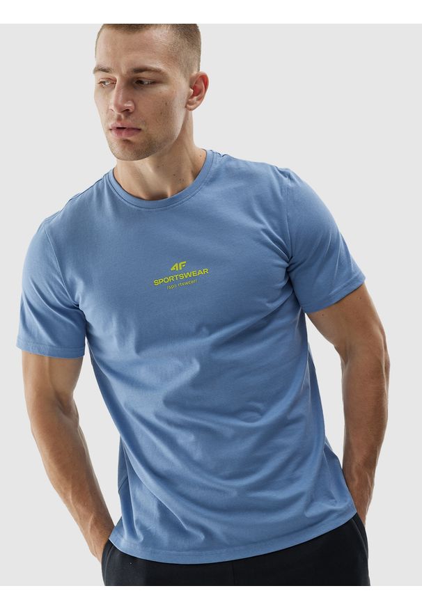 4f - 4F T-shirt regular z nadrukiem męski - niebieski S. Okazja: na co dzień. Kolor: niebieski. Materiał: bawełna, jersey, dzianina. Długość rękawa: krótki rękaw. Długość: krótkie. Wzór: nadruk. Styl: sportowy, klasyczny, casual