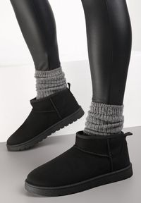 Born2be - Czarne Śniegowce Actilea. Okazja: na co dzień. Wysokość cholewki: przed kostkę. Nosek buta: okrągły. Kolor: czarny. Materiał: futro. Szerokość cholewki: normalna. Styl: casual #1