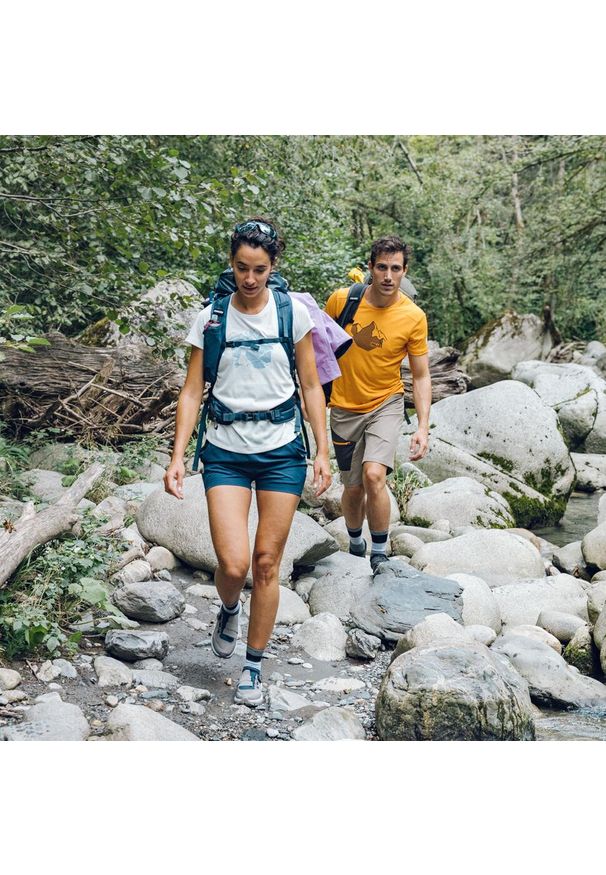 Szorty sportowe Millet Wanaka Stretch Short Iii W Granatowy Regular Fit. Kolor: niebieski. Sport: turystyka piesza