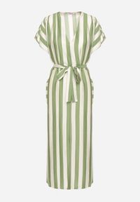 Born2be - Zielona Sukienka z Wiskozą i Paskiem w Paski Nerire. Okazja: na co dzień. Kolor: zielony. Materiał: wiskoza. Wzór: paski. Styl: klasyczny, casual, elegancki #3