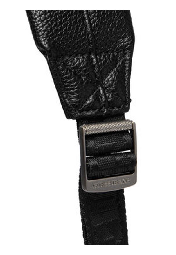 Guess Jeans Plecak CWBEO-GUESS-B-006-09 Czarny. Kolor: czarny. Materiał: skóra
