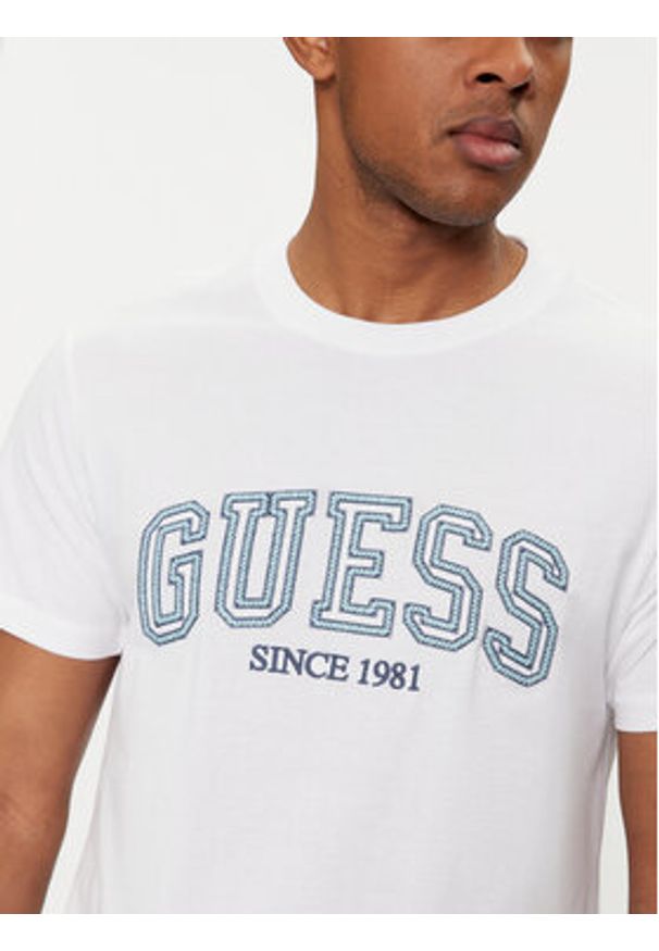 Guess T-Shirt M4GI62 I3Z14 Biały Regular Fit. Kolor: biały. Materiał: bawełna